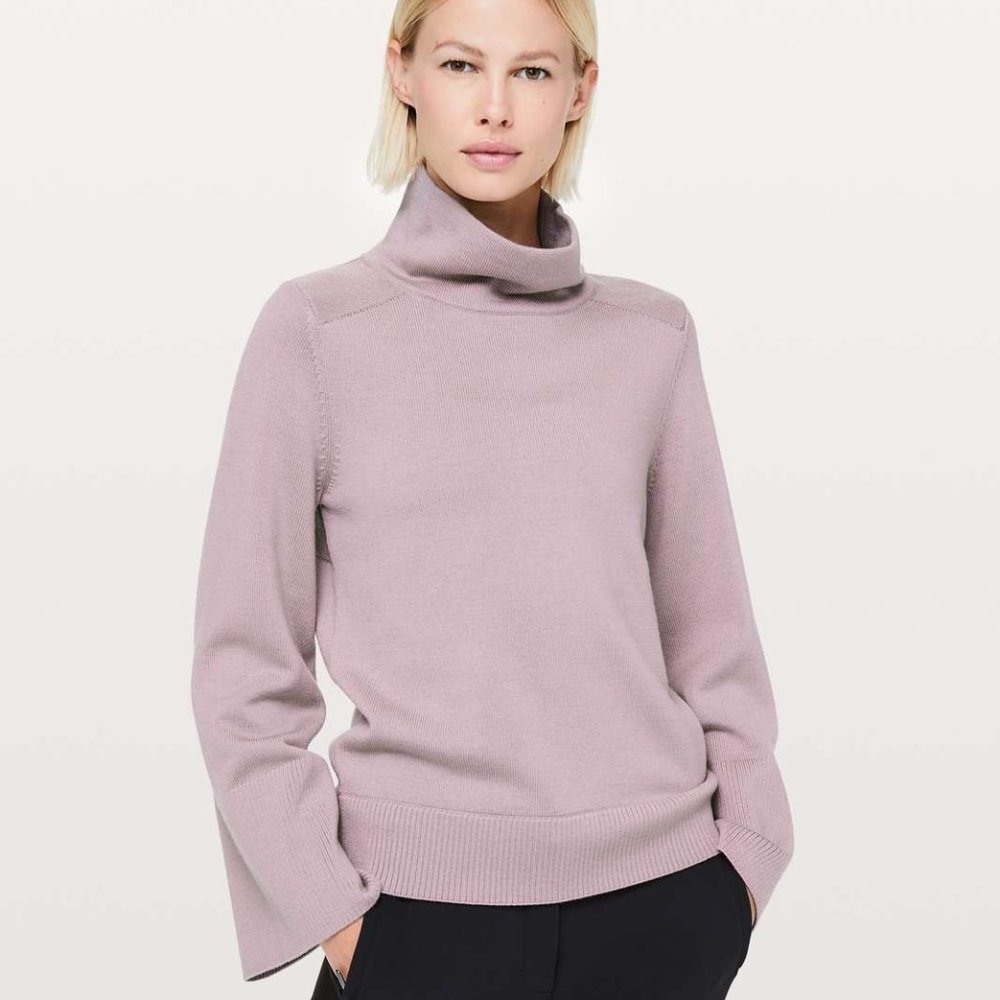 Lululemon City Trek Turtleneck